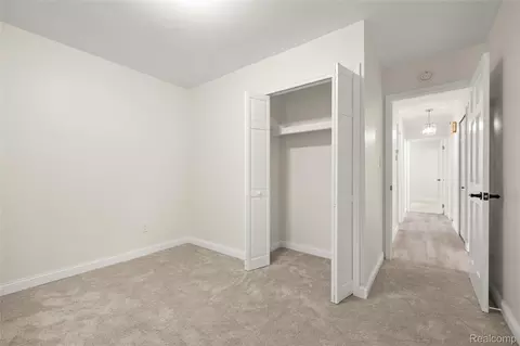 34600 Michelle Dr, Romulus, MI 48174 photo 22