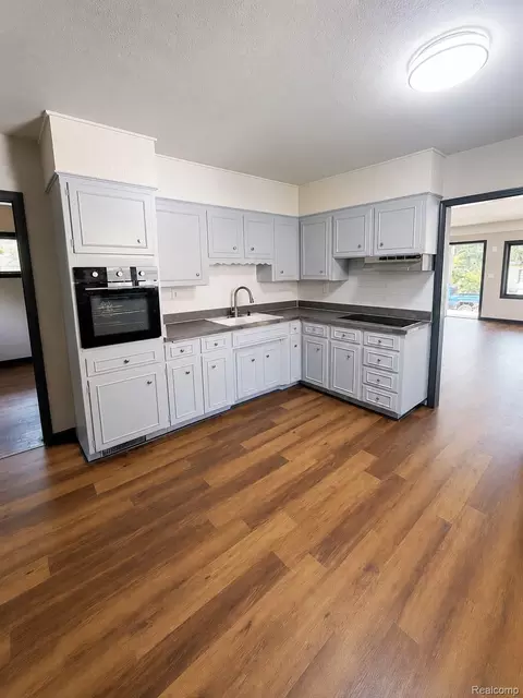 Kitchen - 741 Freeman Ave, Flint, MI 48507 photo 1 of 2