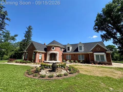 17740 Beck Rd, Northville, MI 48168
