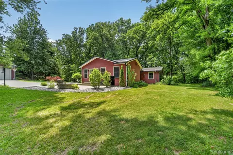Exterior - 13635 Unadilla Rd, Unadilla, MI 48137 photo 14 of 14