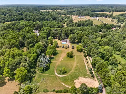 View/Area - 13635 Unadilla Rd, Unadilla, MI 48137 photo 6 of 10