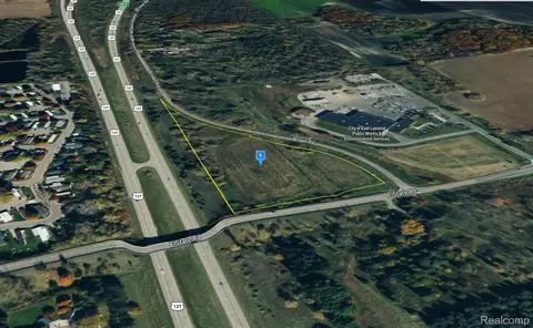 2225 E State Rd, East Lansing, MI 48906 photo 3
