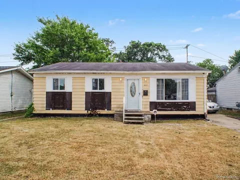 1617 Russett Pl, Flint, MI 48504