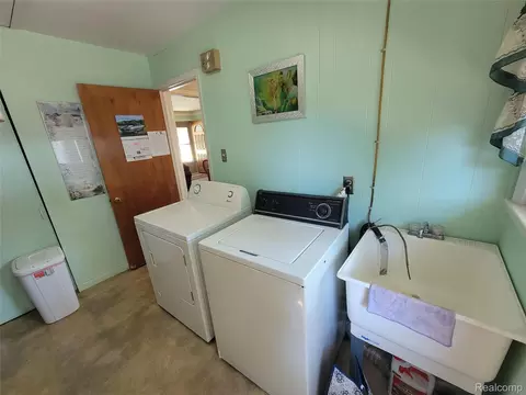 Other - 18511 Wendy, Riverview, MI 48193 photo 8 of 10