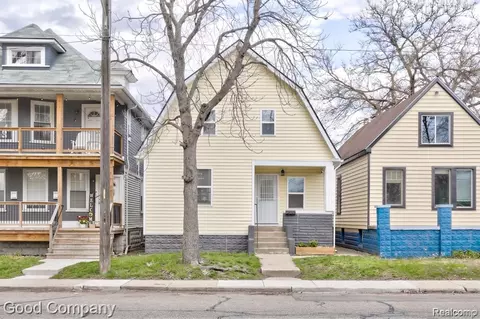 9578 Oakland St, Detroit, MI 48211