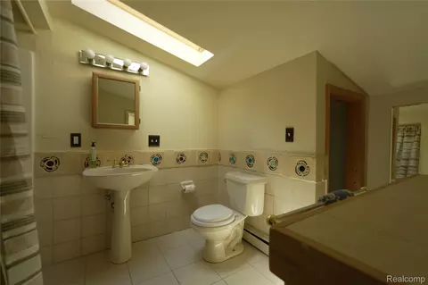 Bath - 2898 Lakeshore Rd # A, Sanilac, MI 48401 photo 1 of 1