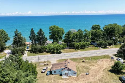 2898 Lakeshore Rd, Sanilac, MI 48401 photo 5
