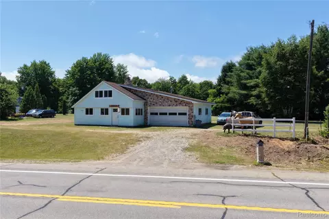 2898 Lakeshore Rd, Sanilac, MI 48401 photo 3