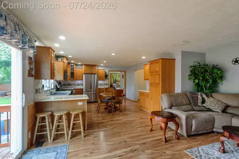 Kitchen - 37460 Tyler Rd, Romulus, MI 48174 photo 1 of 8