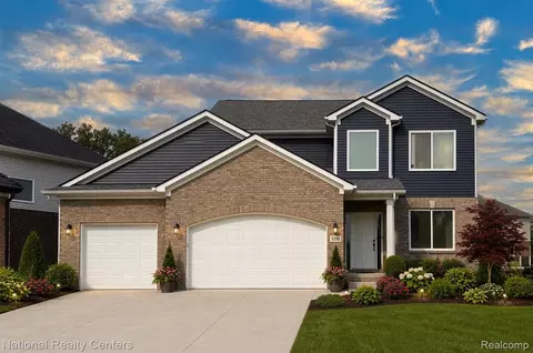 53249 Woodland Mdws, Chesterfield, MI 48047