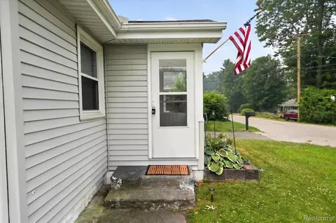 3419 Gypsy Ln, Leoni, MI 49202 photo 6
