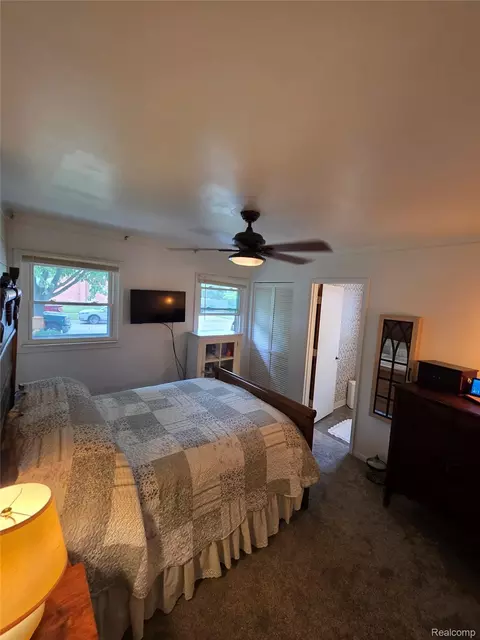 Bedroom - 22039 Haskell St, Taylor, MI 48180 photo 2 of 4