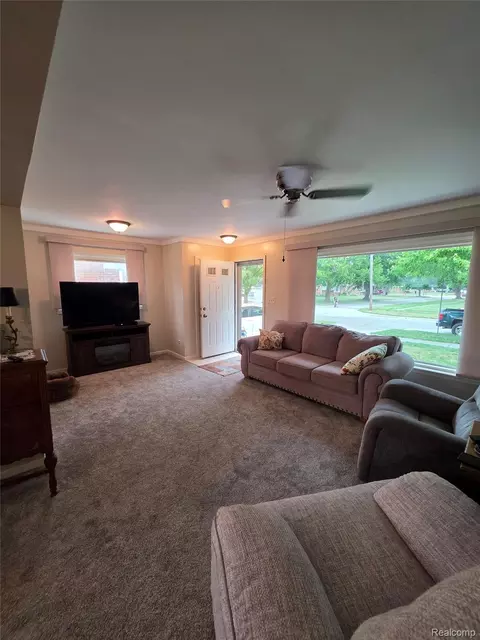 Living - 22039 Haskell St, Taylor, MI 48180 photo 1 of 1