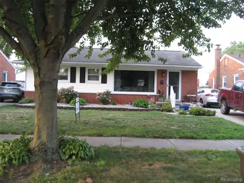22039 Haskell St, Taylor, MI 48180