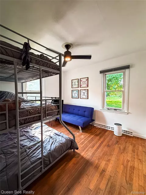 Bedroom - 126 Bartlett St, Harbor Beach, MI 48441 photo 1 of 4