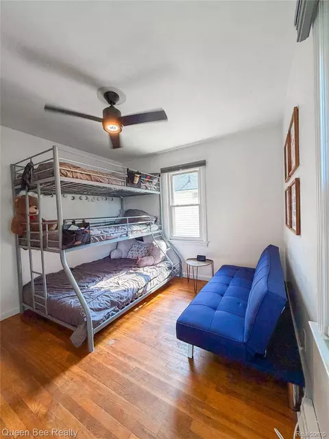 Bedroom - 126 Bartlett St, Harbor Beach, MI 48441 photo 2 of 4