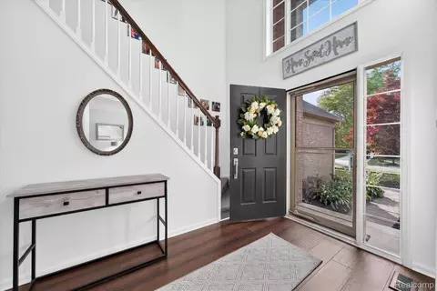 Entry Way - 525 Springfield Dr, Canton, MI 48188 photo 1 of 3