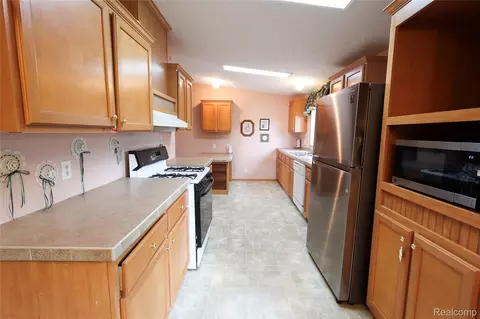 Kitchen - 3423 Green Apple Ct, Ash, MI 48117 photo 1 of 4