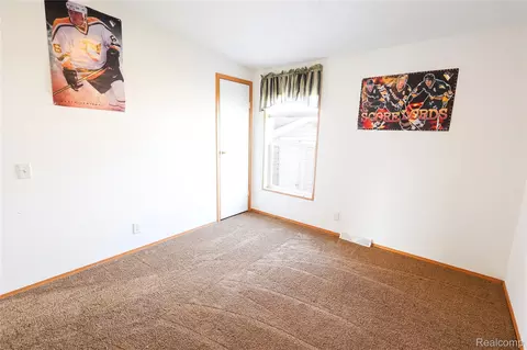 Bedroom - 3423 Green Apple Ct, Ash, MI 48117 photo 4 of 6
