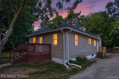 Other - 2046 Lambden Rd, Flint, MI 48532 photo 5 of 13