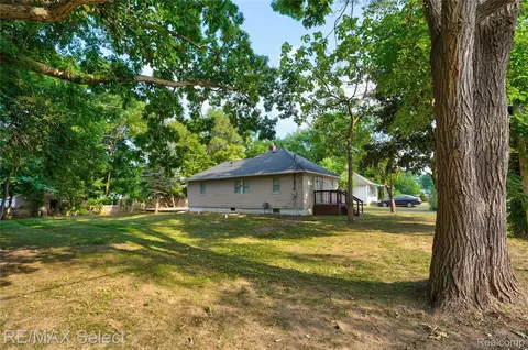 Other - 2046 Lambden Rd, Flint, MI 48532 photo 3 of 13