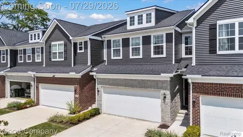 4685 Broomfield Way, Lake Orion, MI 48359