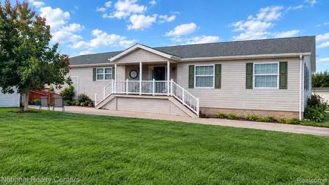 3103 Cromwell St, Northville, MI 48167