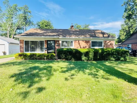 28701 Stuart Ave, Southfield, MI 48076