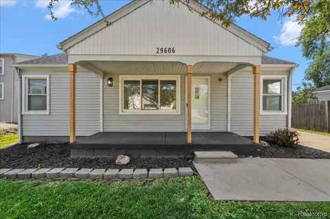 29606 S River Rd, Harrison, MI 48045
