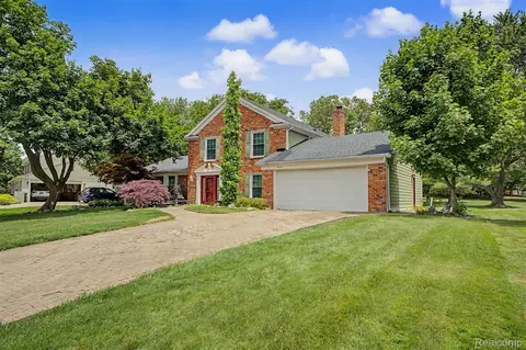 16638 Old Bedford Rd, Northville, MI 48168