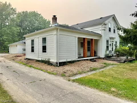 4578 Diehl Rd, Metamora, MI 48455