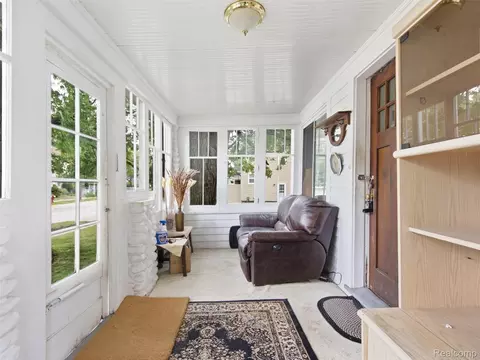 Exterior - 305 Renshaw Ave, Clawson, MI 48017 photo 7 of 17