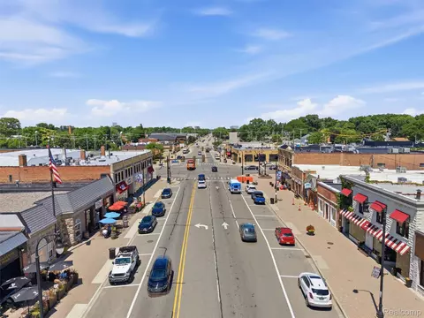 View/Area - 305 Renshaw Ave, Clawson, MI 48017 photo 4 of 4
