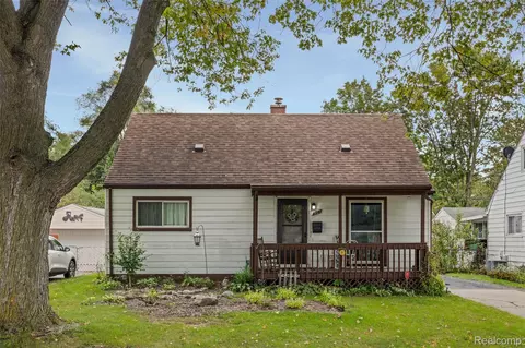 561 Hayes St, Ypsilanti, MI 48198