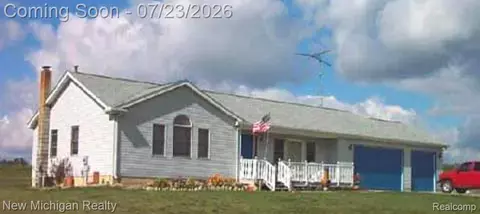 2695 Klam Rd, Oregon, MI 48446