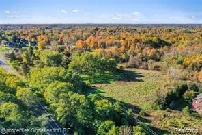 1860 Hiller Rd, West Bloomfield, MI 48324