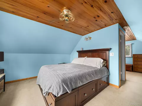 Bedroom - 6559 Circle Dr, Hamilton, MI 48625 photo 2 of 2