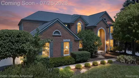 44559 White Pine Cir E, Northville, MI 48168