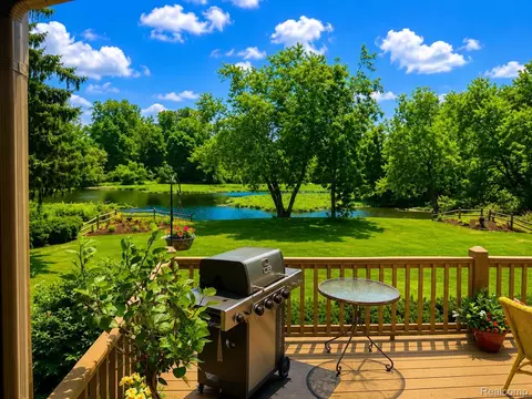 Exterior - 2495 N Custer Rd N, Monroe, MI 48162 photo 5 of 13