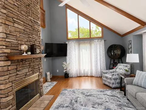 Living - 2495 N Custer Rd N, Monroe, MI 48162 photo 4 of 5