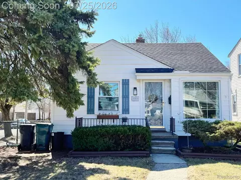3303 Chester Rd, Royal Oak, MI 48073