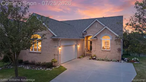 49457 N Glacier, Northville, MI 48168