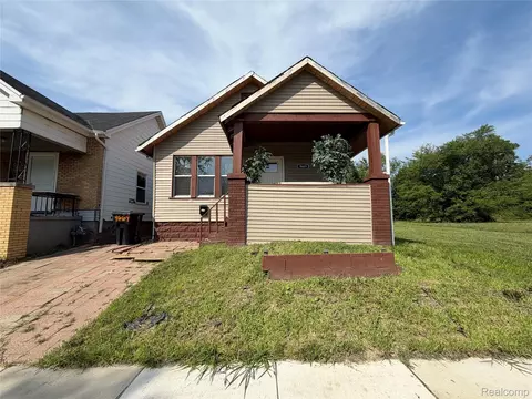 9669 Cascade St, Detroit, MI 48204