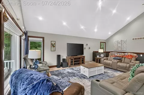 Living - 4915 Anglers Ln, Sage, MI 48624 photo 2 of 3