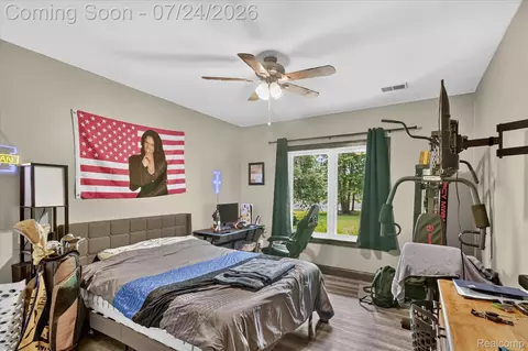Bedroom - 4915 Anglers Ln, Sage, MI 48624 photo 9 of 9