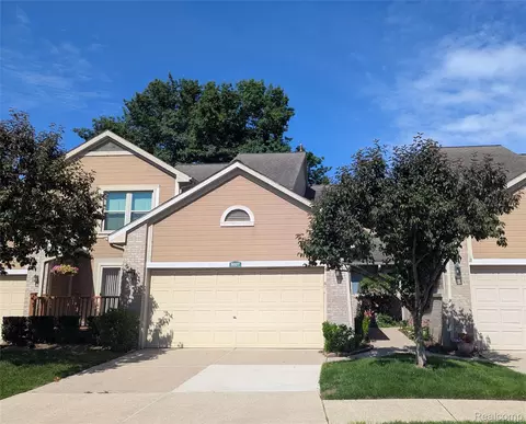 9327 Eastwind Dr, Livonia, MI 48150
