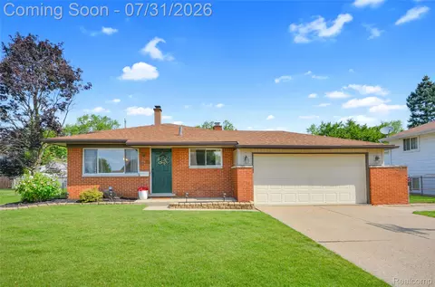 8573 San Marco Blvd, Sterling Heights, MI 48313