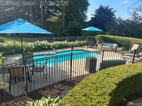 Exterior - 18987 Pine Ln, Macomb, MI 48042 photo 2 of 3
