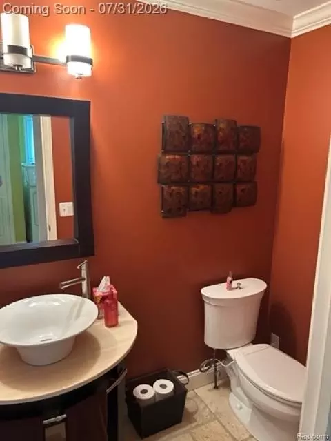 Bath - 18987 Pine Ln, Macomb, MI 48042 photo 1 of 8