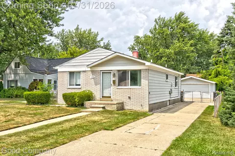 19143 Colorado St, Roseville, MI 48066